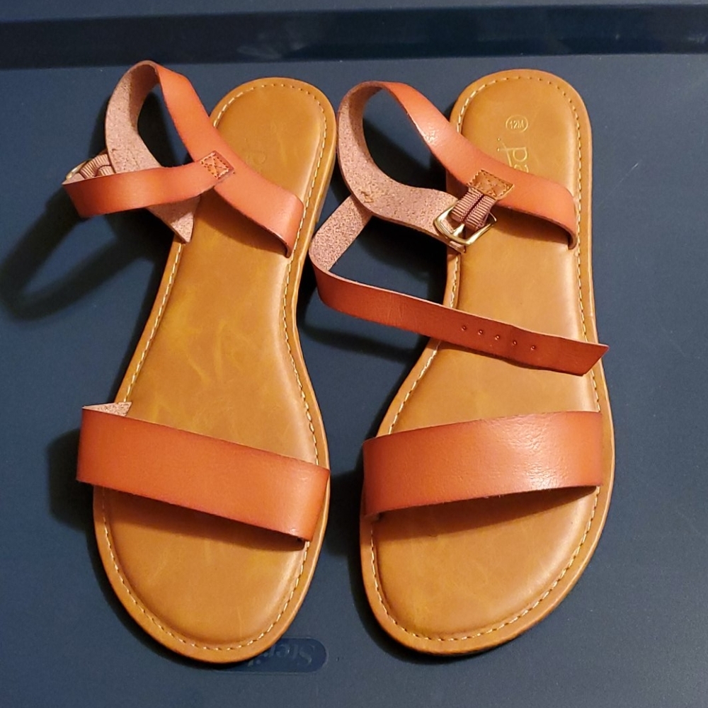 Palms Strap Slides